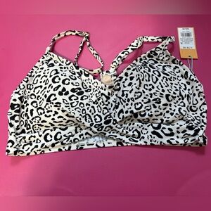 Kona Sol Black and White Animal Print Twist Front Swim Top NWT size Large